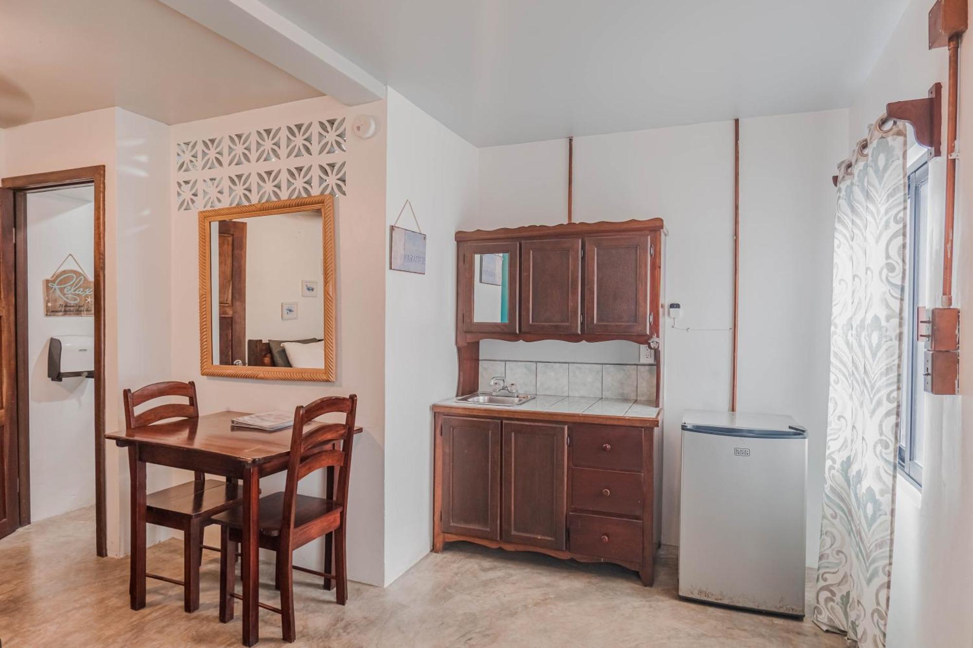 Drift Inn San Pedro Сан Педро Екстериор снимка